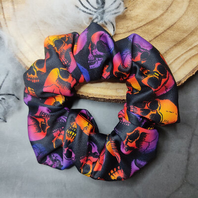 Scrunchie | Skull Party – bunte Totenköpfe