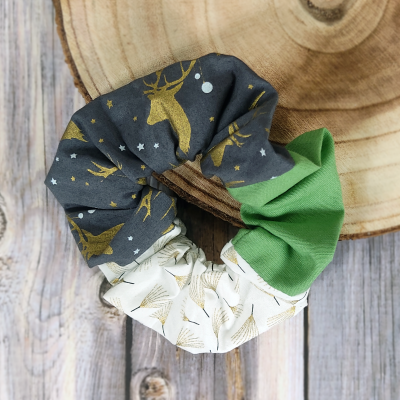 X-Mas Scrunchie | Goldenes Fest Hirsch - Pistazie